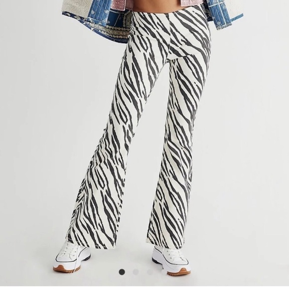 Zebra Print Flared Women's Pants - Picture 1 of 8